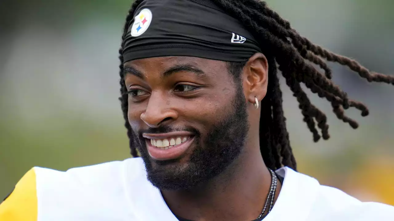 Steelers’ backfield shows why veteran running backs don’t get paid