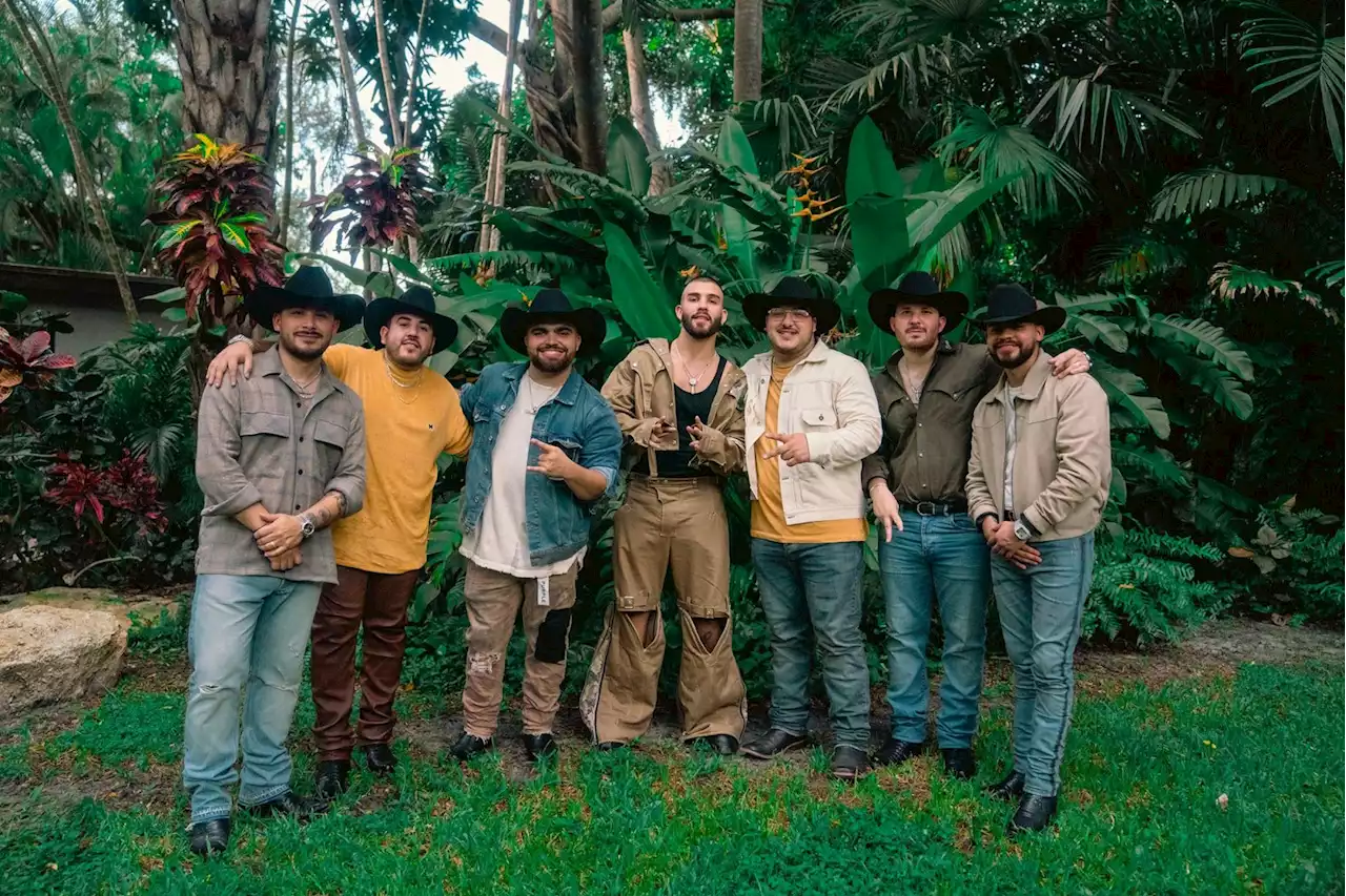 Manuel Turizo and Grupo Frontera Combine Their Star Power on 'De Lunes a Lunes'