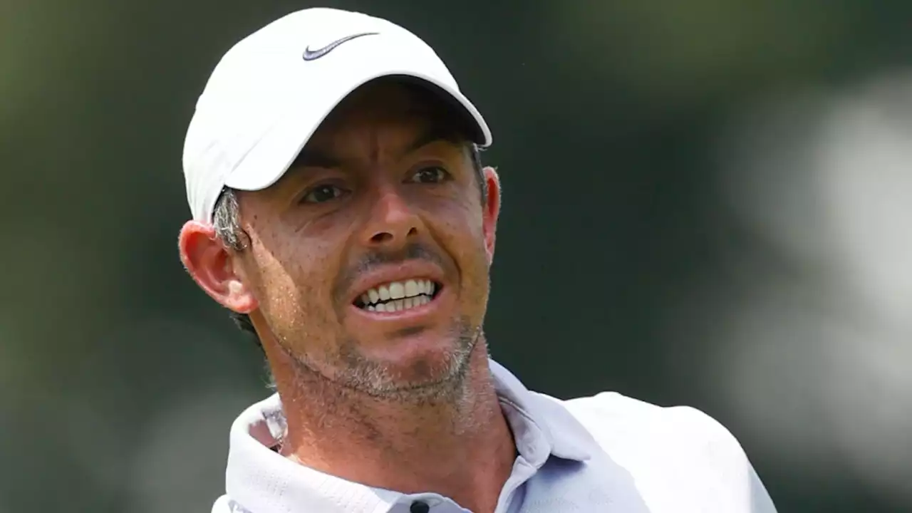 Tour Championship: Rory McIlroy three back as Scottie Scheffler blows big lead in FedExCup finale