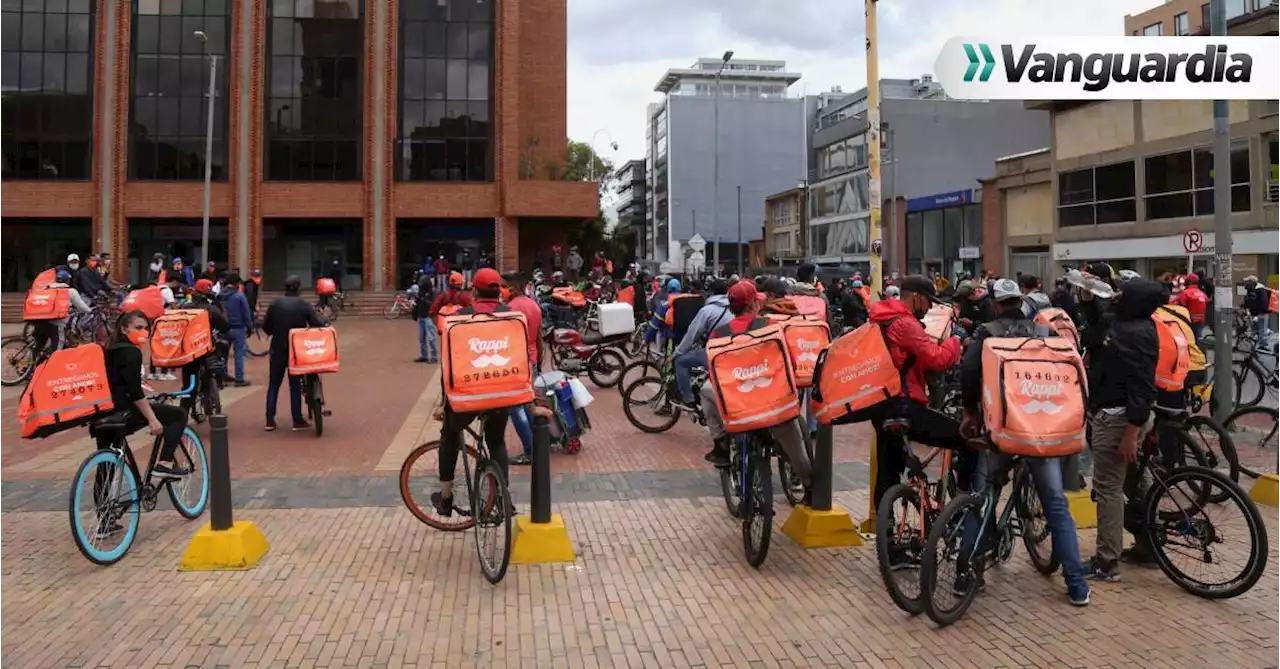 Lo que dice la reforma laboral de Petro sobre los trabajadores de plataformas digitales