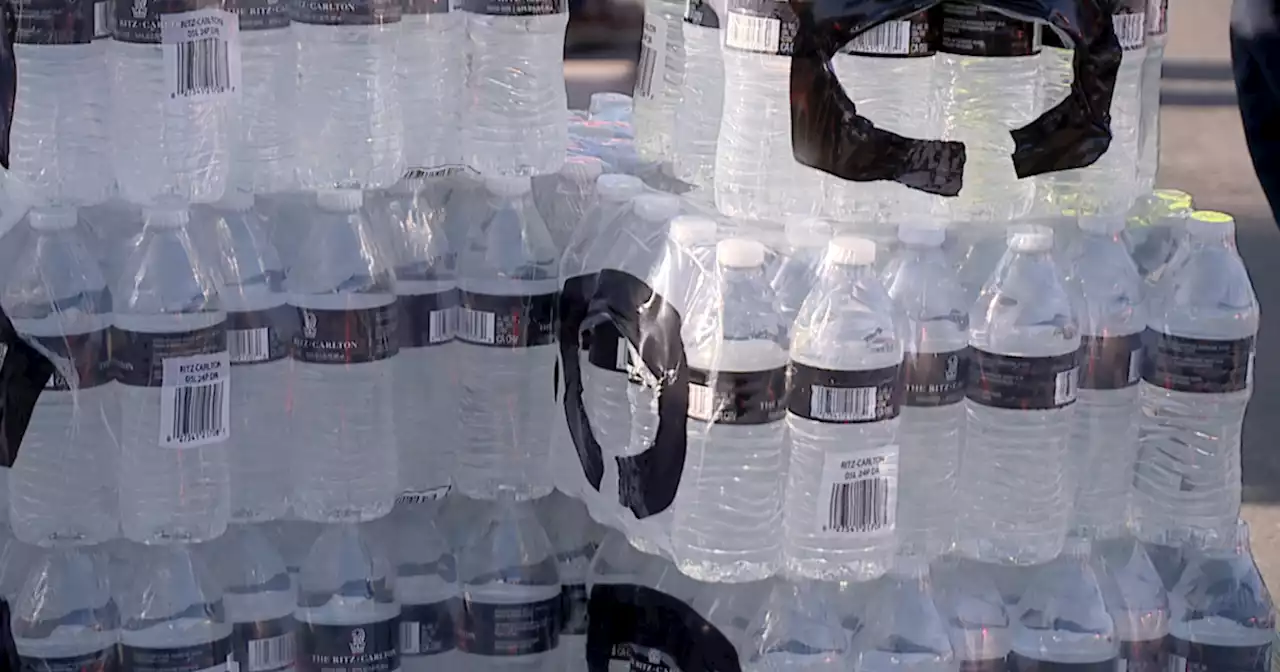 South Bay residents under boil water advisory rush to get bottled water