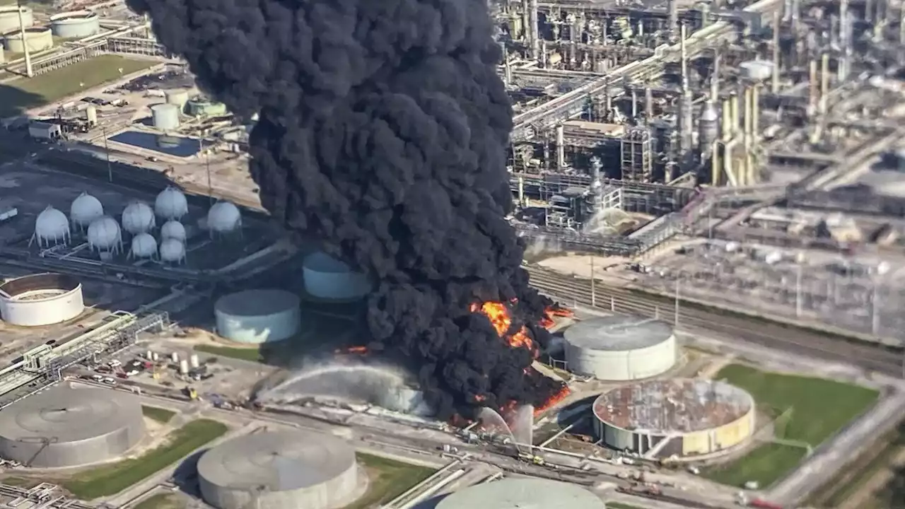 Louisiana refinery fire mostly contained but residents worry about air quality