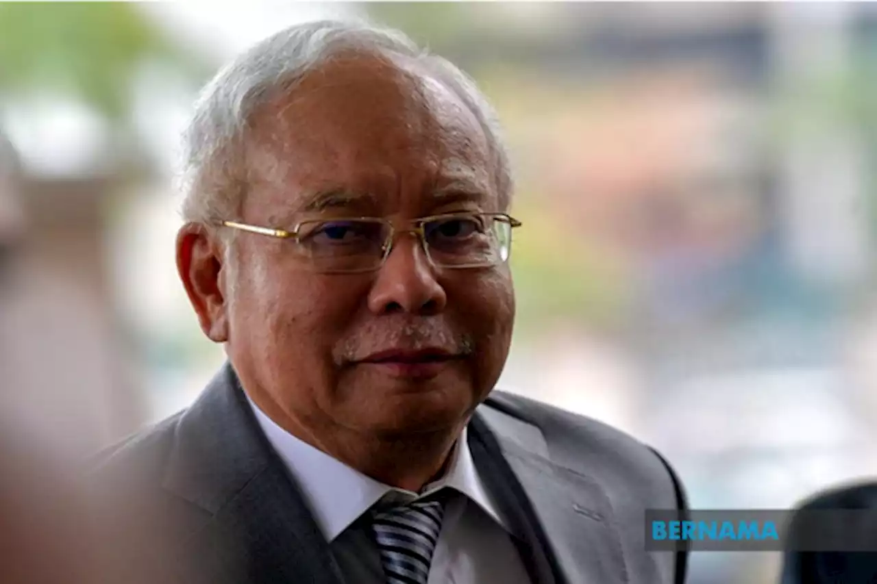 Najib fails in bid to stay his 1MDB trial