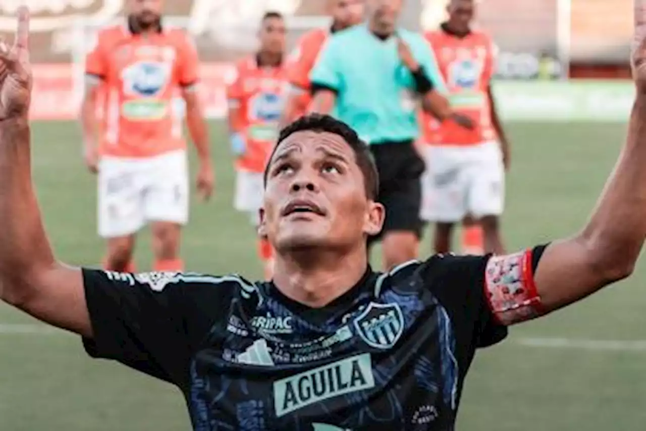 Bacca y el selecto grupo de colombianos que llegaron a los 300 goles