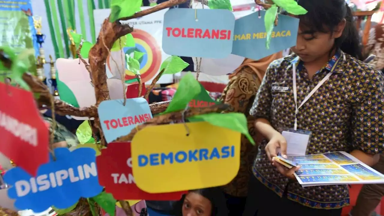 Sebagian Kasus Kenakalan Remaja Dipicu Media Sosial