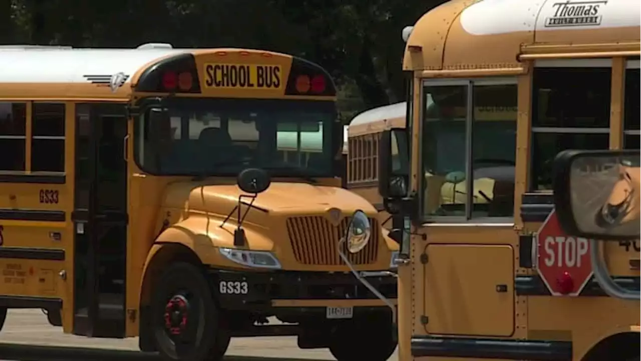 Parents frustrated after kids arrive to school hours late as bus shortage issues continue