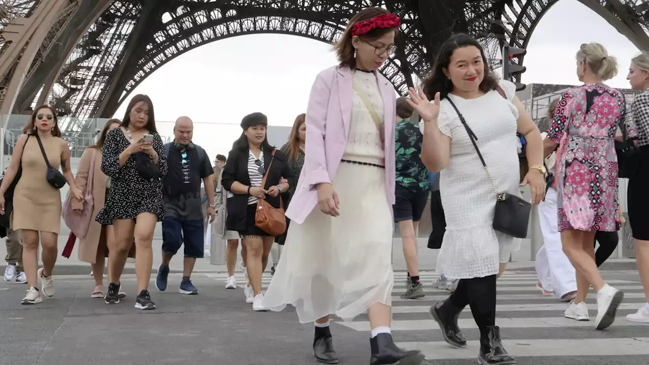 « J’avais hâte de découvrir Paris » : les touristes chinois de retour après trois ans d’absence