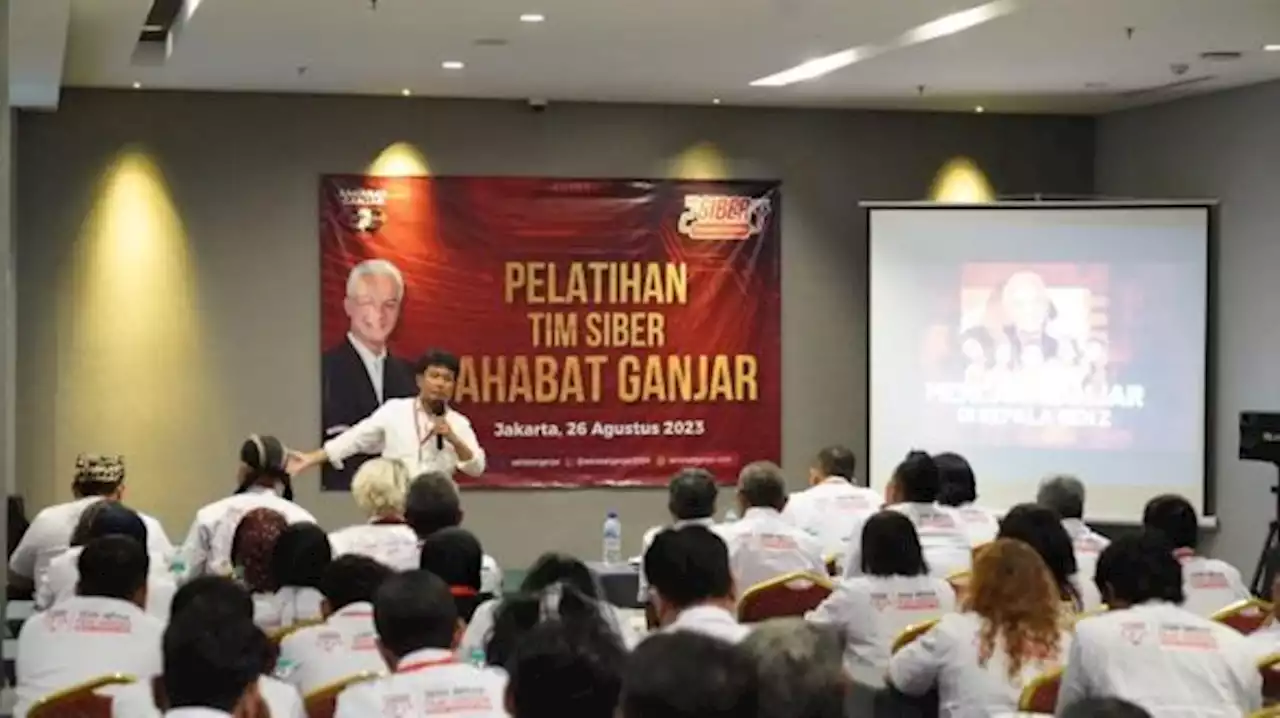 Sahabat Ganjar Lantik Tim Khusus Ganjar Pranowo di Media Sosial