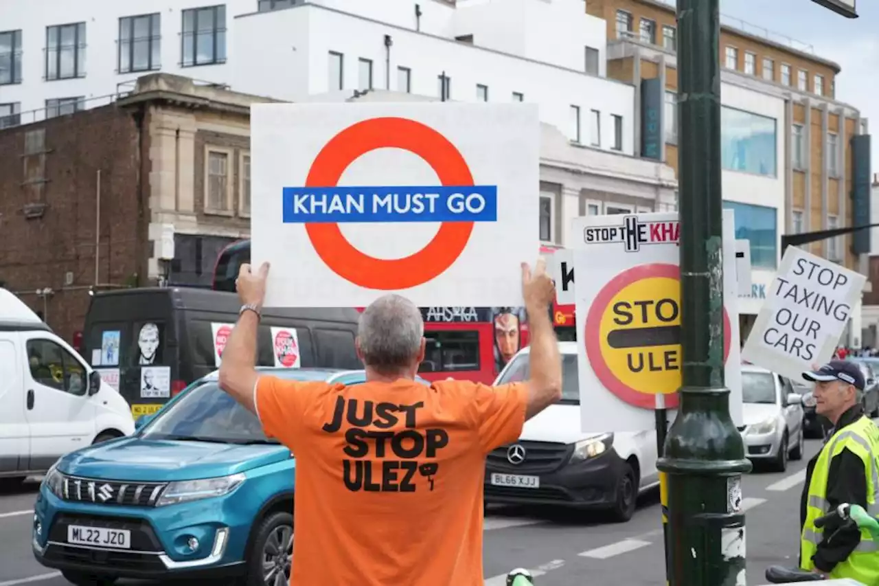 Protesters call for rethink on expansion of Ulez scheme