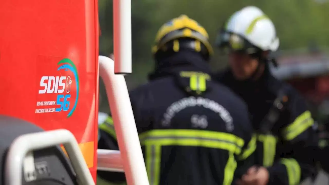 Trois incendies cette nuit à Belle-île, 15 000 m² de landes brûlées