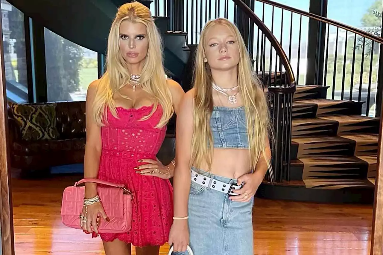 Jessica Simpson Posts Snapshot with Daughter Maxwell: ‘Bring Your Barbie to Work Day’