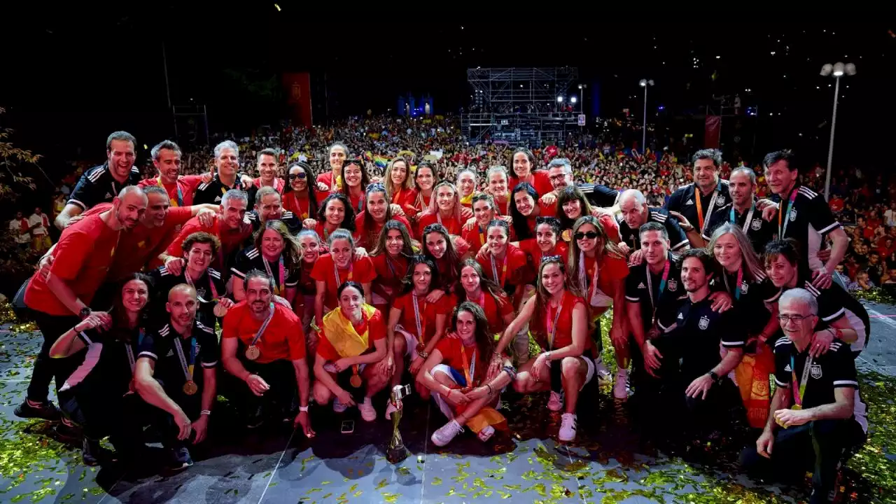 Campeonas españolas amenazan con renunciar a la Selección si Rubiales se mantiene en la RFEF