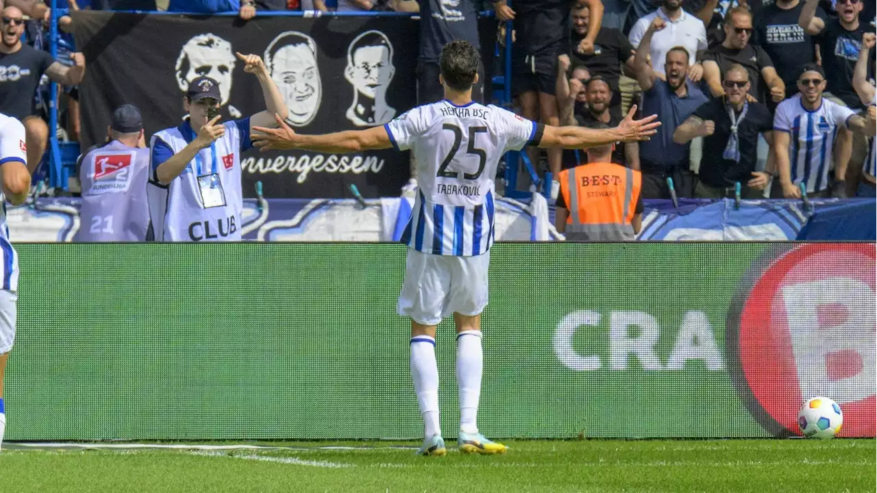 Befreiungsschlag für Hertha - HSV wieder an der Spitze