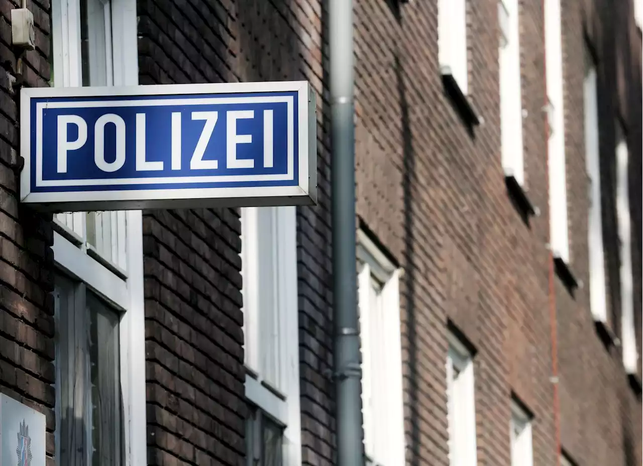 Polizei setzt Taser bei Auseinandersetzung auf Weinmarkt ein