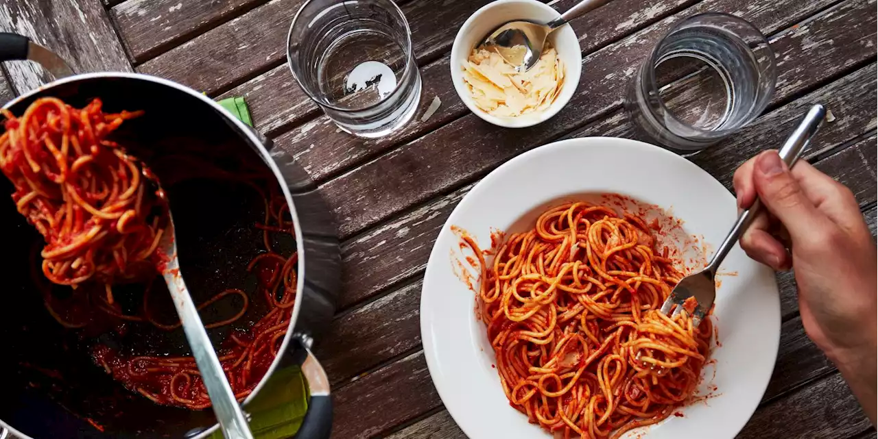 Here’s Exactly How to Carbo Load So You’re Energized for Your Next Race