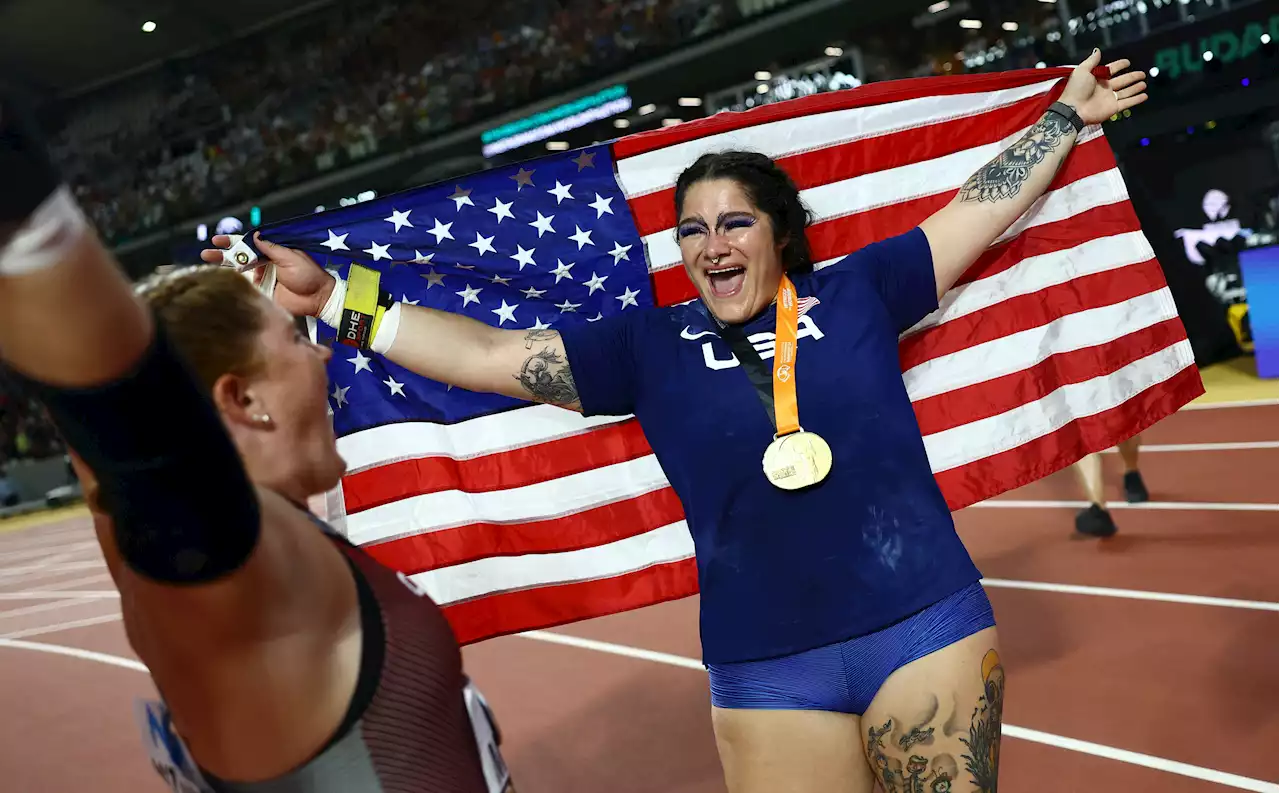 Athletics-American Ealey successfully defends shot put crown at world championships