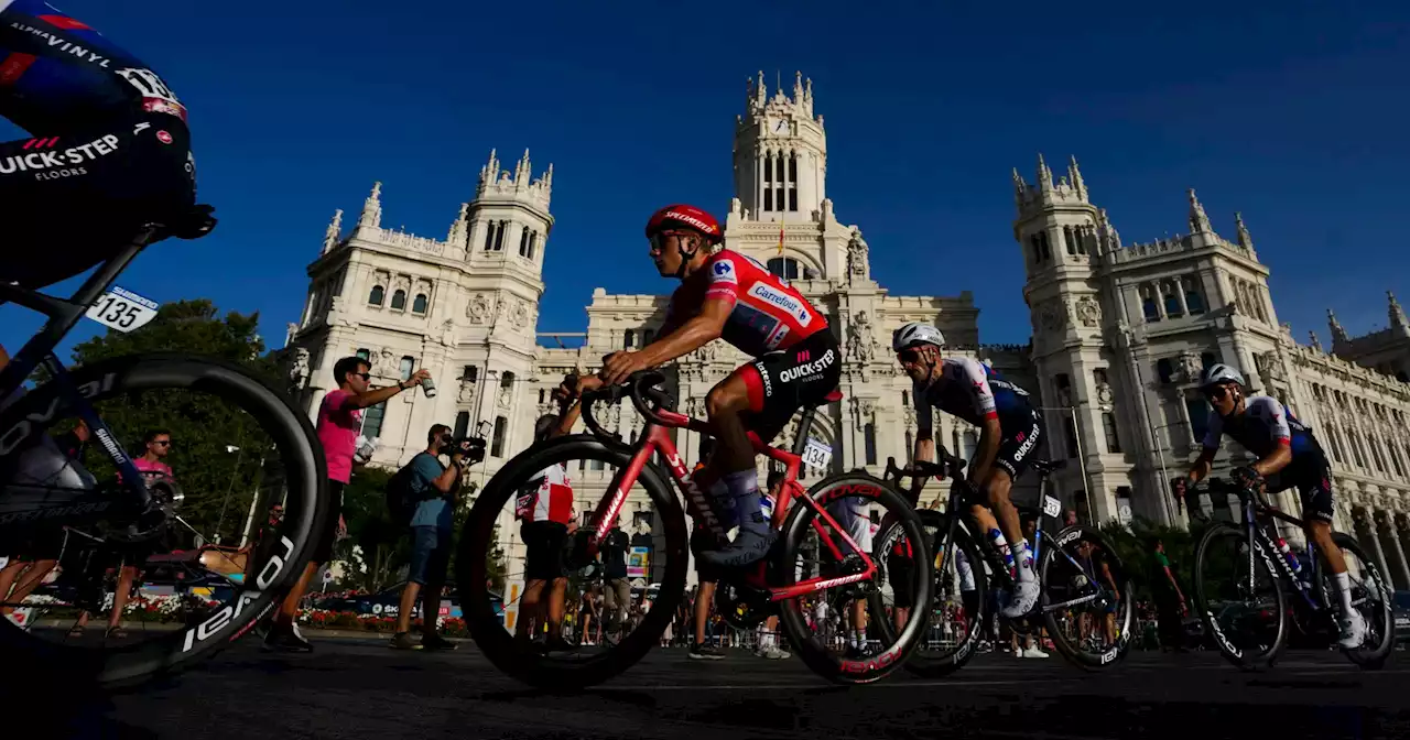 Evenepoel começa a defender vitória numa Vuelta a Espanha recheada de estrelas