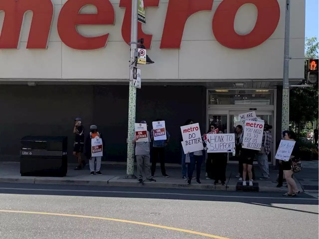 Metro seeks injunction against striking workers to prevent food waste