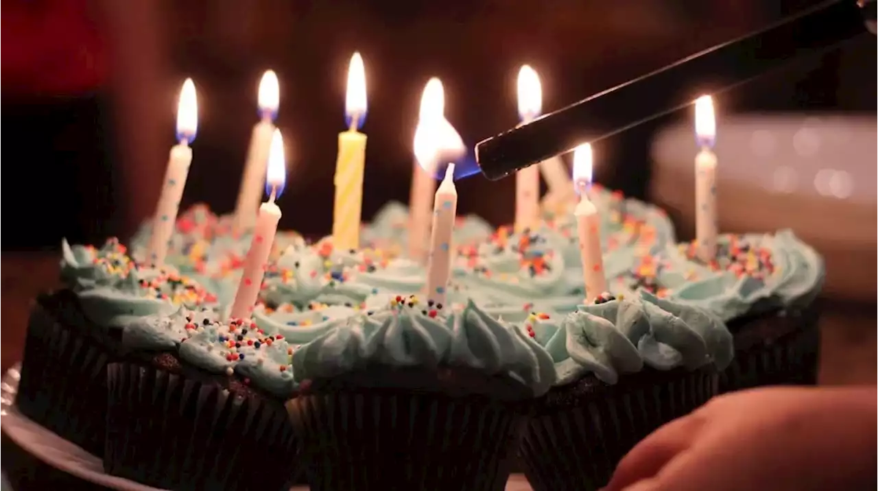 Un joven recibió una torta que nunca imaginó y le arruinaron el día: “El peor cumpleaños”