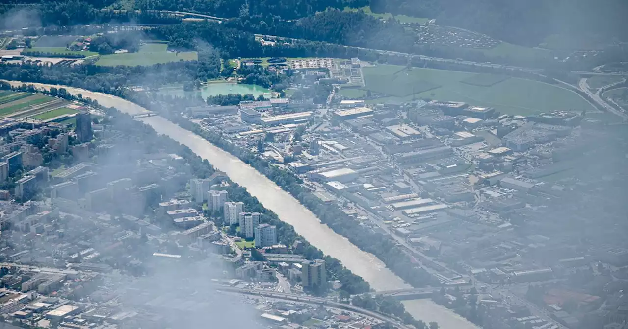 Überflutungen drohen: Steigende Pegel an Inn-Zubringern, Sill und im Zillertal