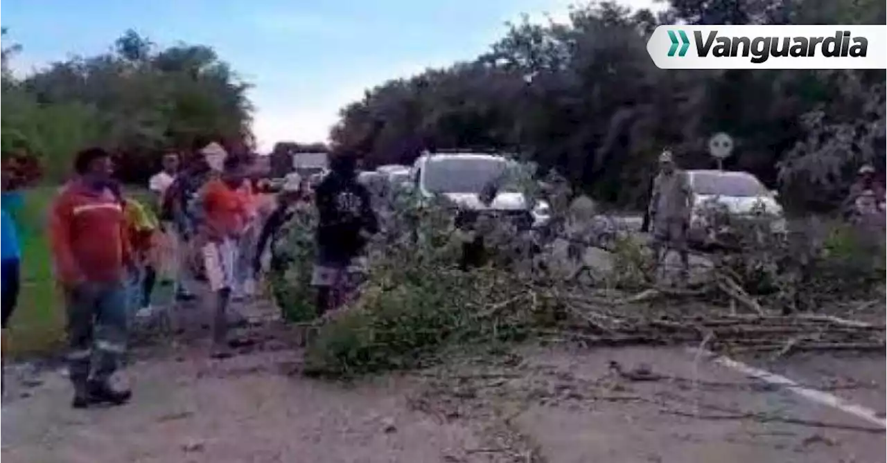 Nuevo cierre en carreteras nacionales: Volqueteros bloquean la Vía del Mar