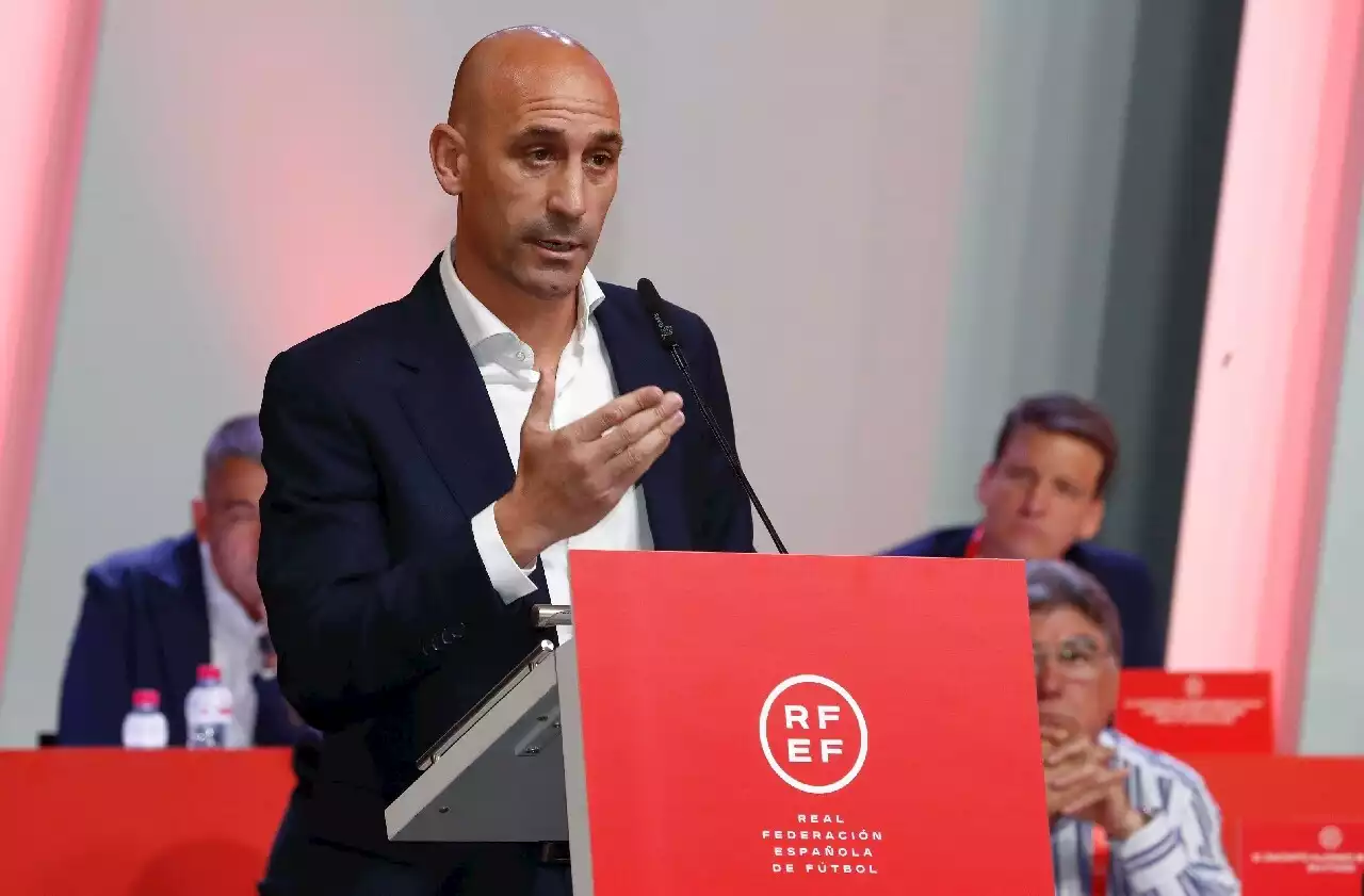 Scandale du baiser forcé : Luis Rubiales risque une suspension plus longue, décision lundi ?