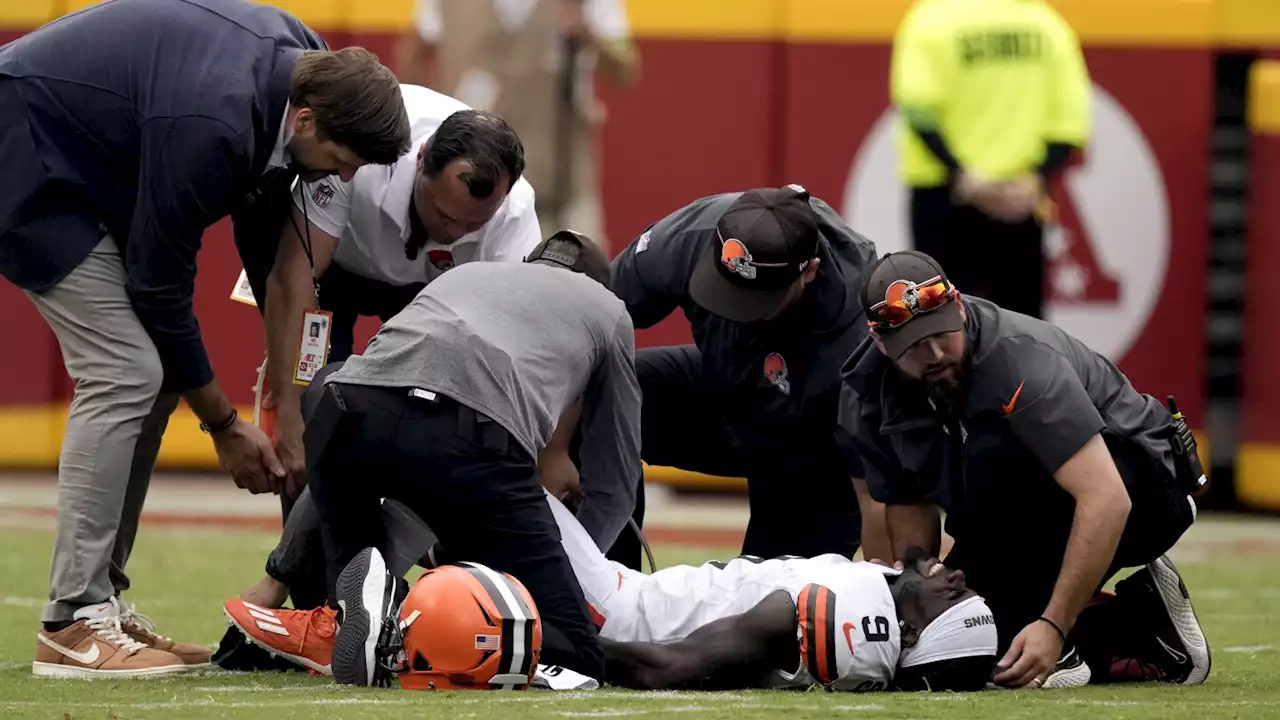 Browns' suffers season-ending knee injury; CB Ward has concussion, WR Goodwin back from blood clots