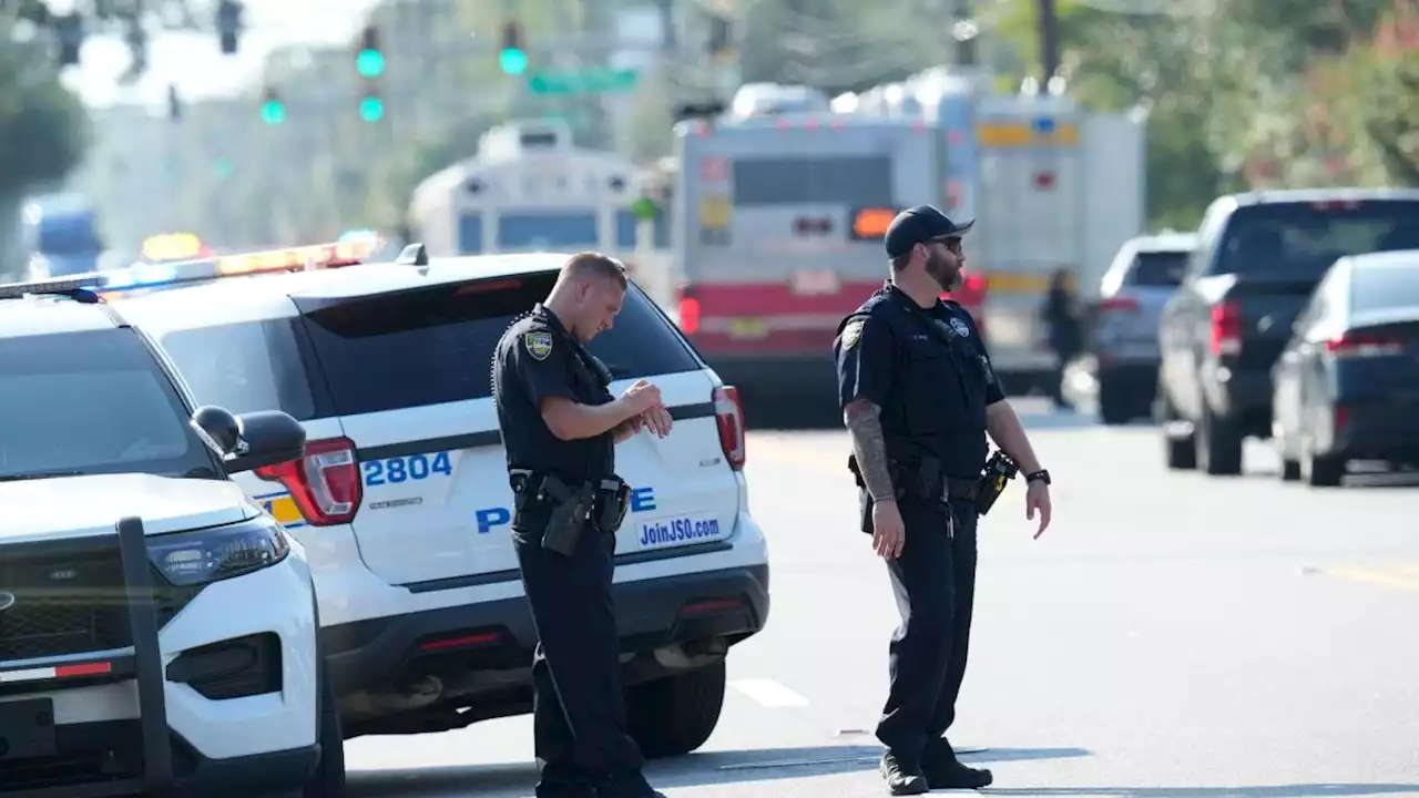 Weißer erschießt drei schwarze Menschen in Florida