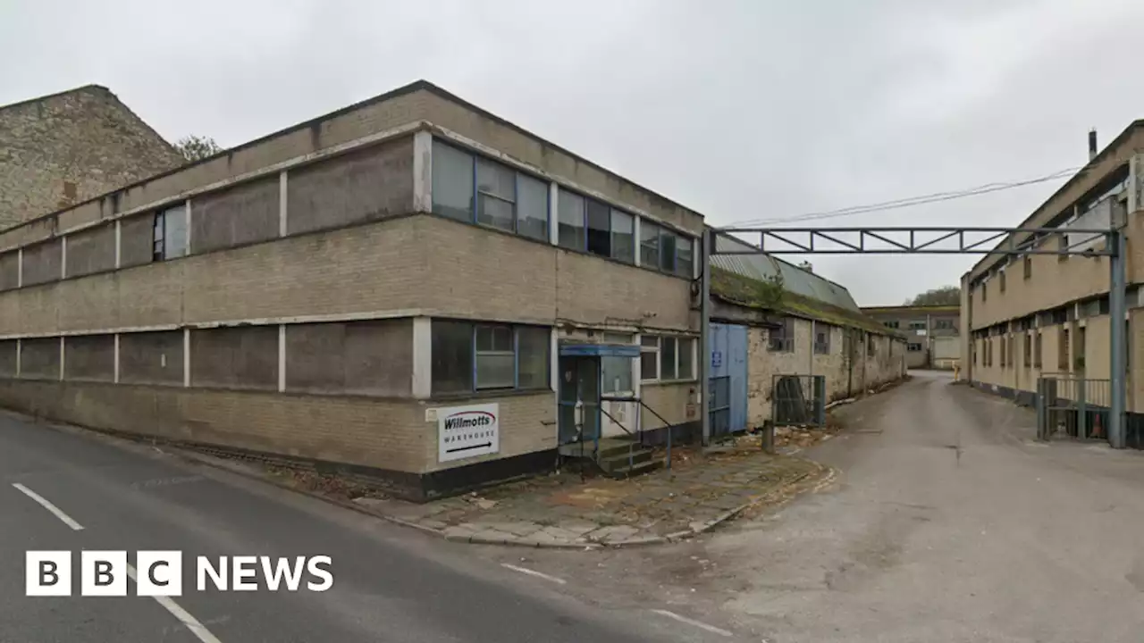 Midsomer Norton buildings dubbed 'festering boil' to stay up