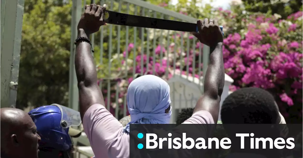 Pastor leads churchgoers with machetes to remove gang, who open fire