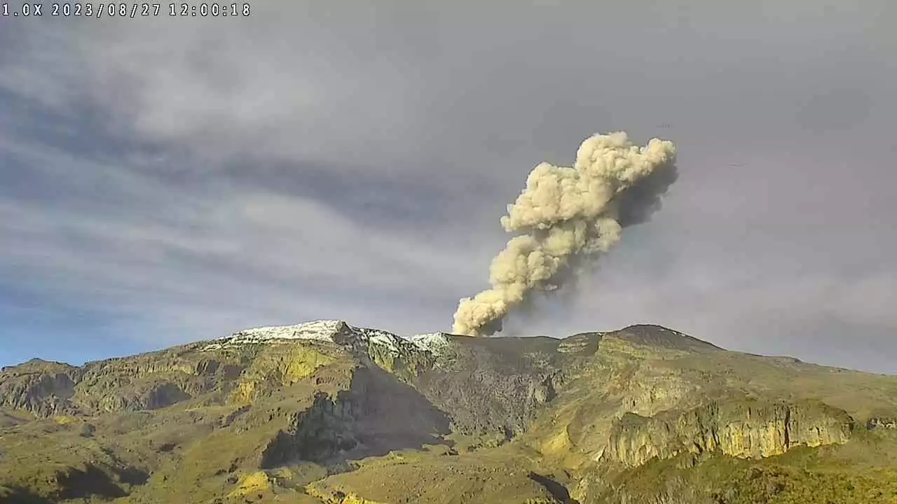 Volcán Nevado del Ruiz: reportan aumento de emisiones de ceniza este fin de semana