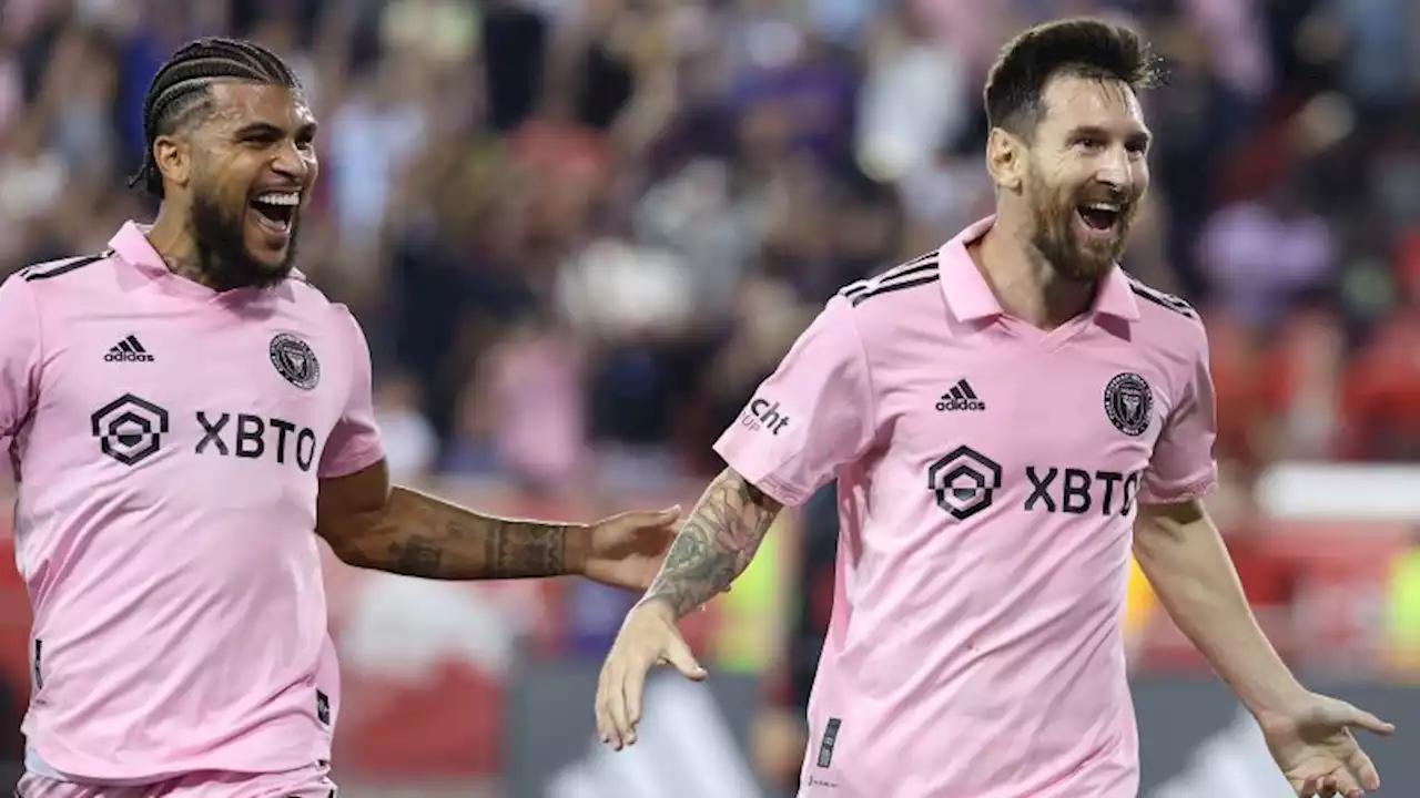 Lionel Messi scores on his MLS debut for Inter Miami