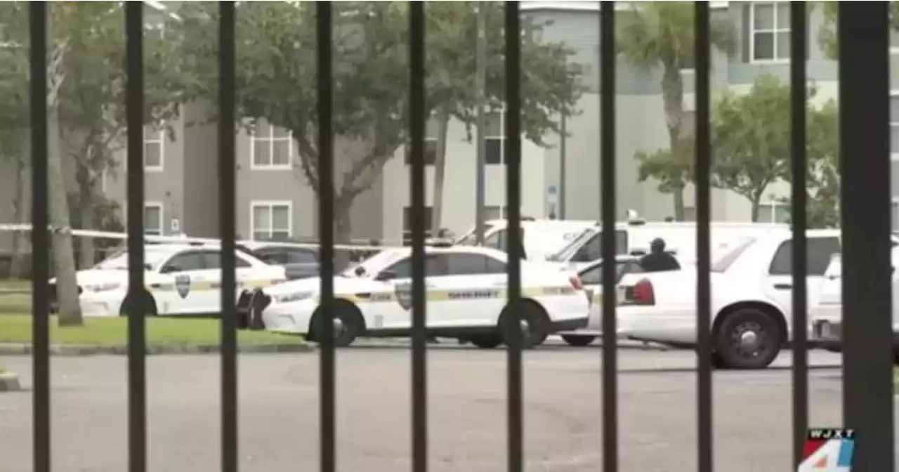 Florida mass shooting - multiple dead in police stand-off horror