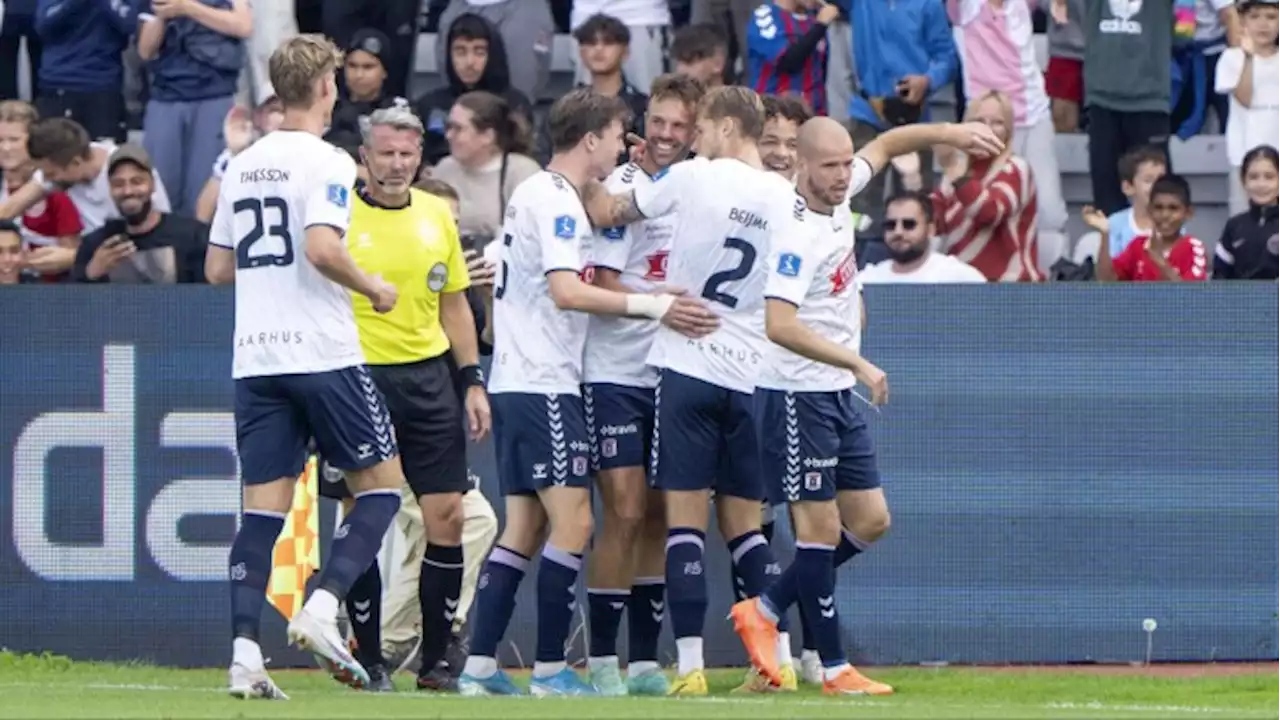 Trods tordenvejr og Lyngby-pres vinder AGF på mål af anføreren | Nyheder