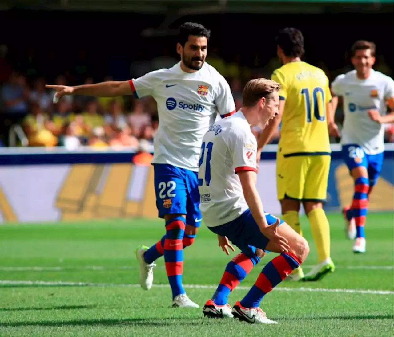 Barcelona ganó de forma agónica al Villarreal y sumó de a 3 en La Liga