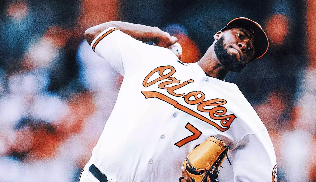 Orioles' All-Star closer Félix Bautista placed on IL with elbow injury