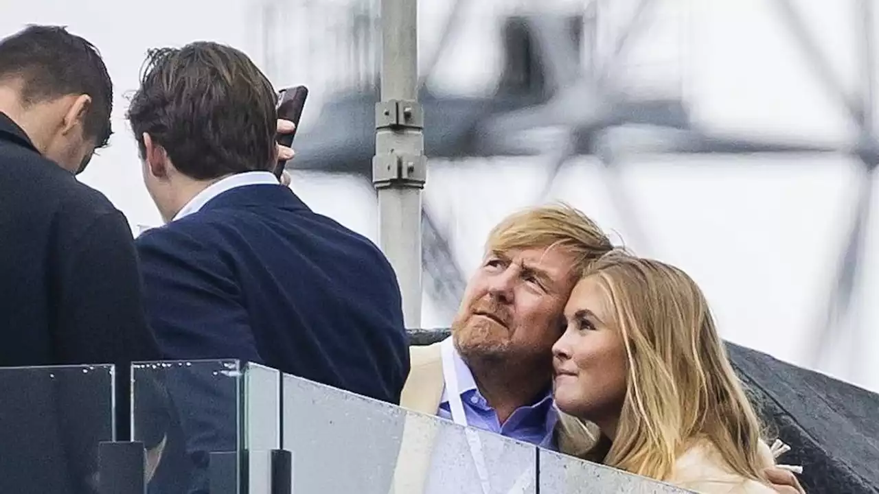 König Willem-Alexander: Selfie-Time mit Tochter Amalia