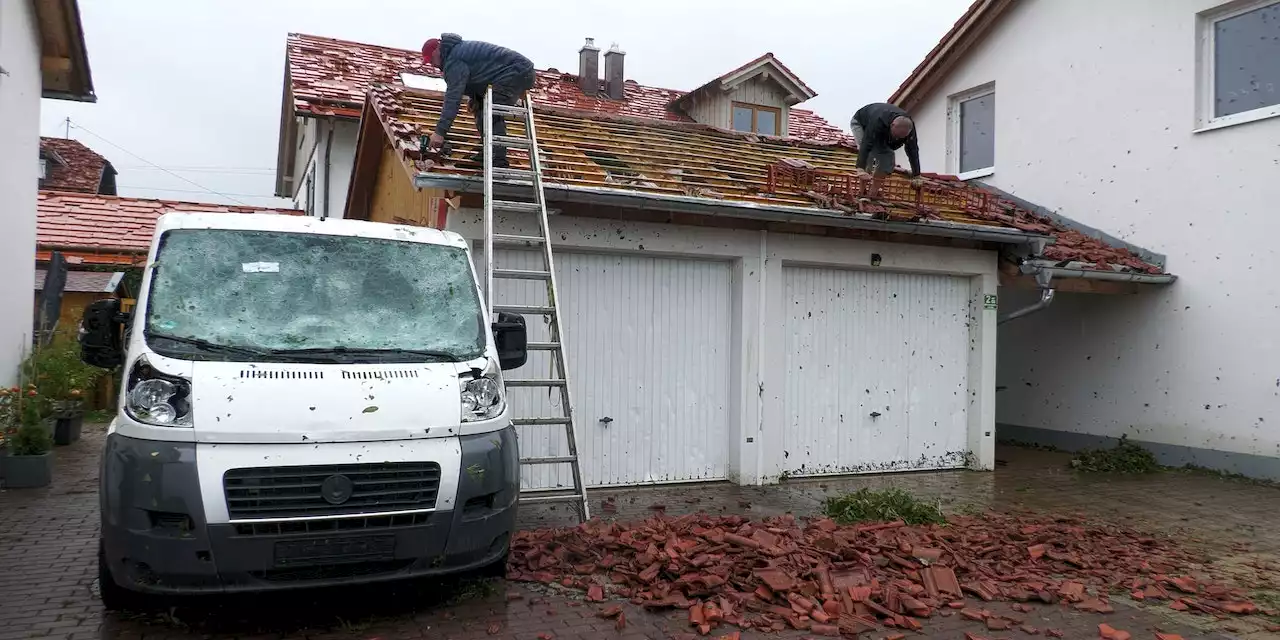 – nahezu jedes Wohnhaus im Ort zerstört