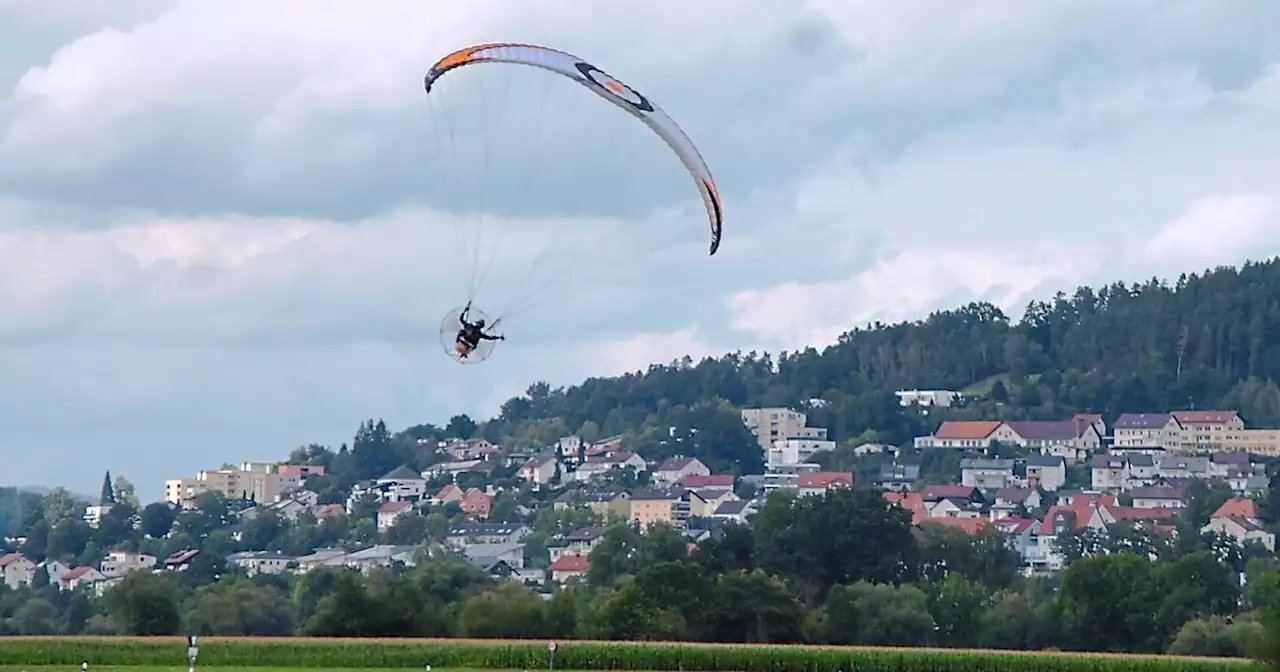 Die Flugtage trotzen dem Wetter und lassen die Chamer abheben