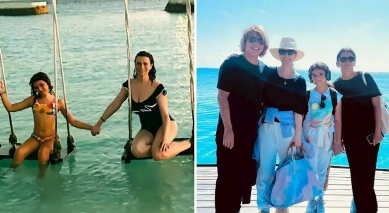 Laura Pausini, la foto con la figlia Paola e Matilde scatena i commenti: «È la tata?». La risposta della star