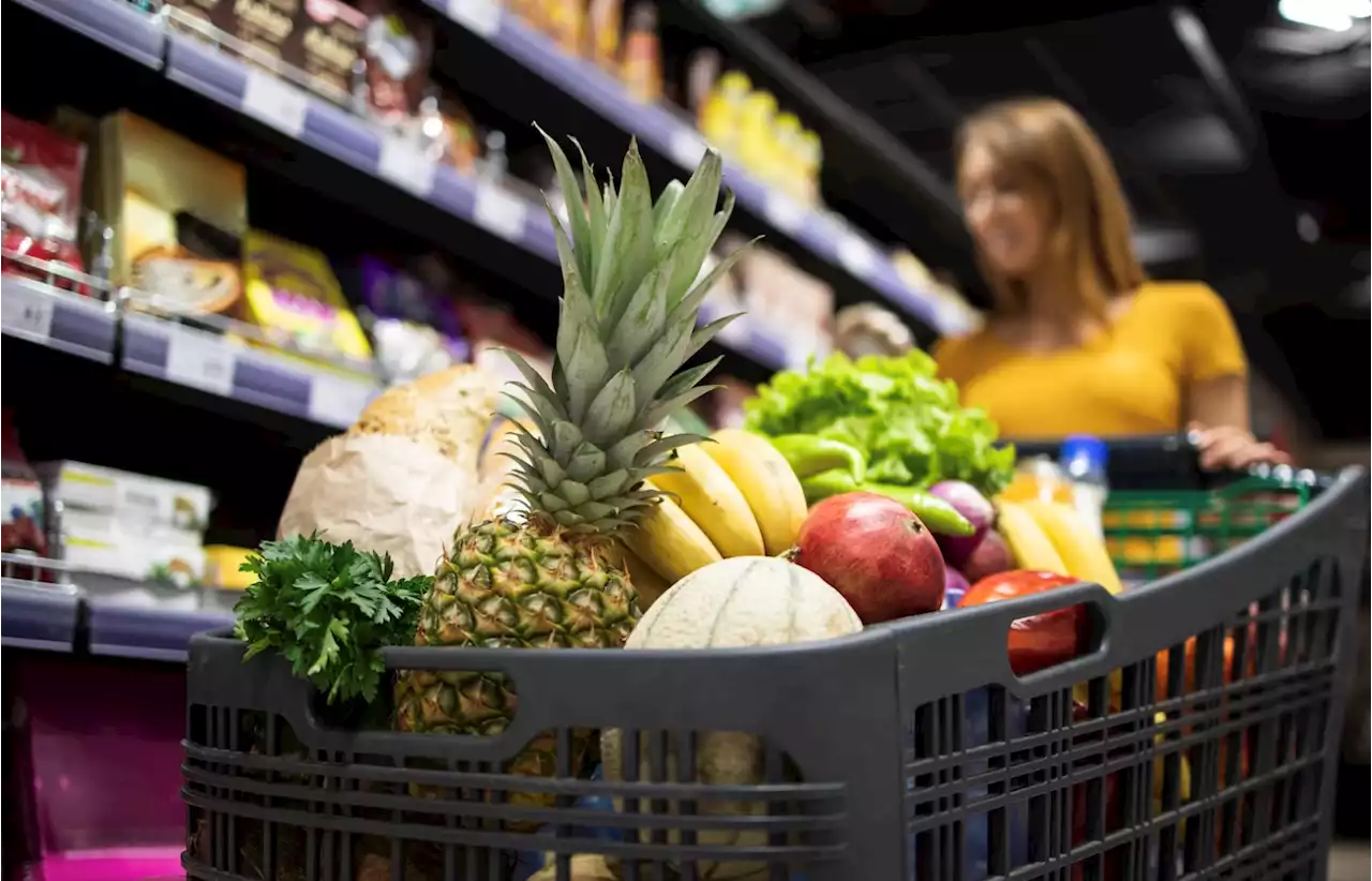 Study shows Singaporeans spend S$211 each month on groceries