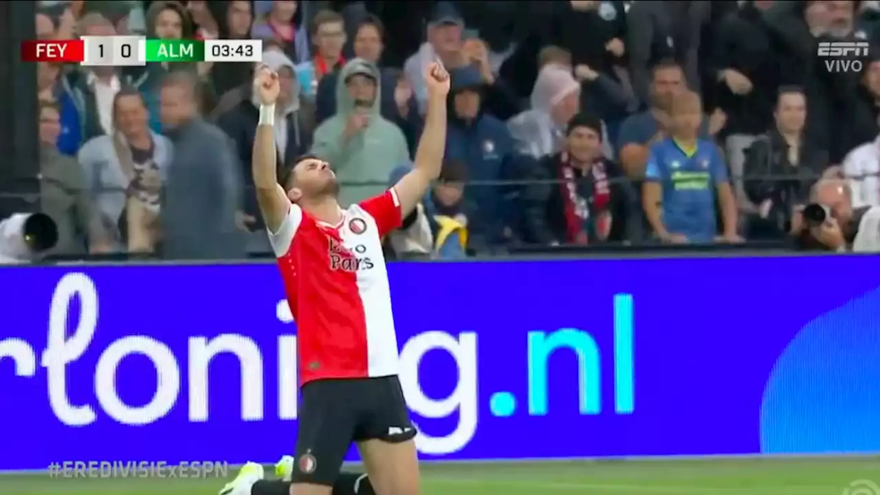 Santiago Giménez marca doblete y comanda goleada del Feyenoord ante Almere (VIDEO)