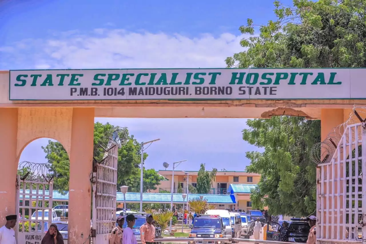 Zulum Orders Remodelling Of Borno's Specialist Hospital, Doctors' Quarters