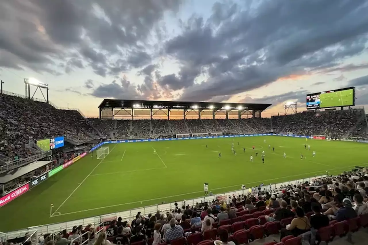 Union’s first-half romp propels a 3-1 win at D.C. United in return to regular-season action