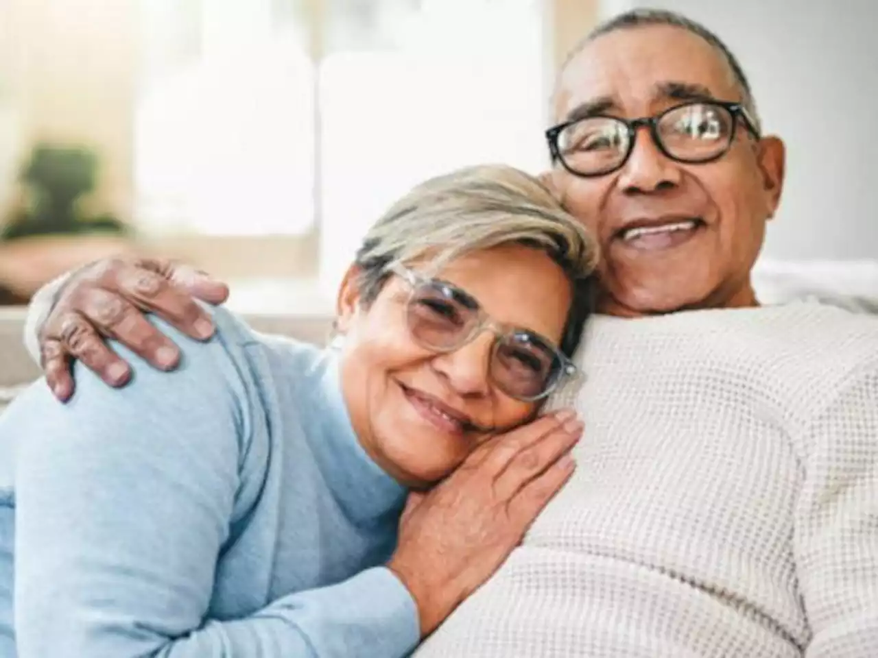 Gafas con filtro para luz azul no protegerían los ojos