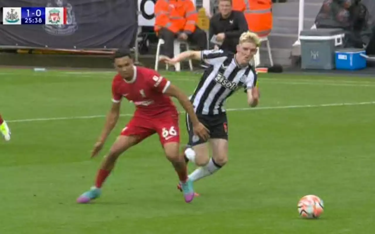 Trent Alexander-Arnold error leads to Newcastle goal after avoiding early red card