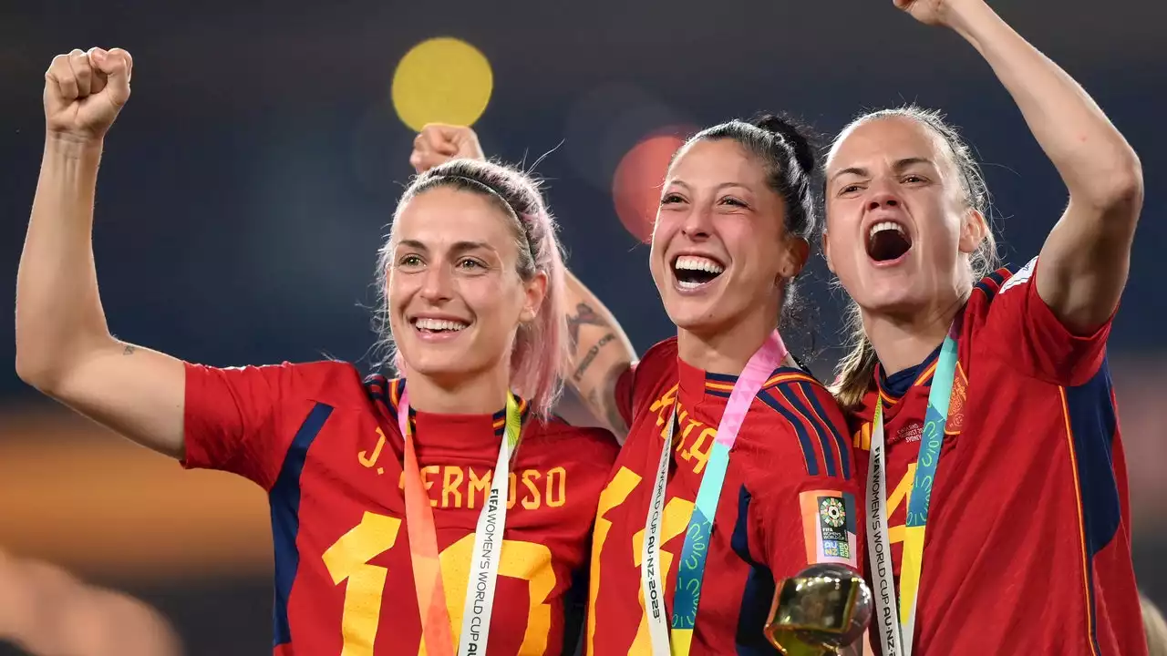 Spain's Women's Soccer Kissing Incident Explained