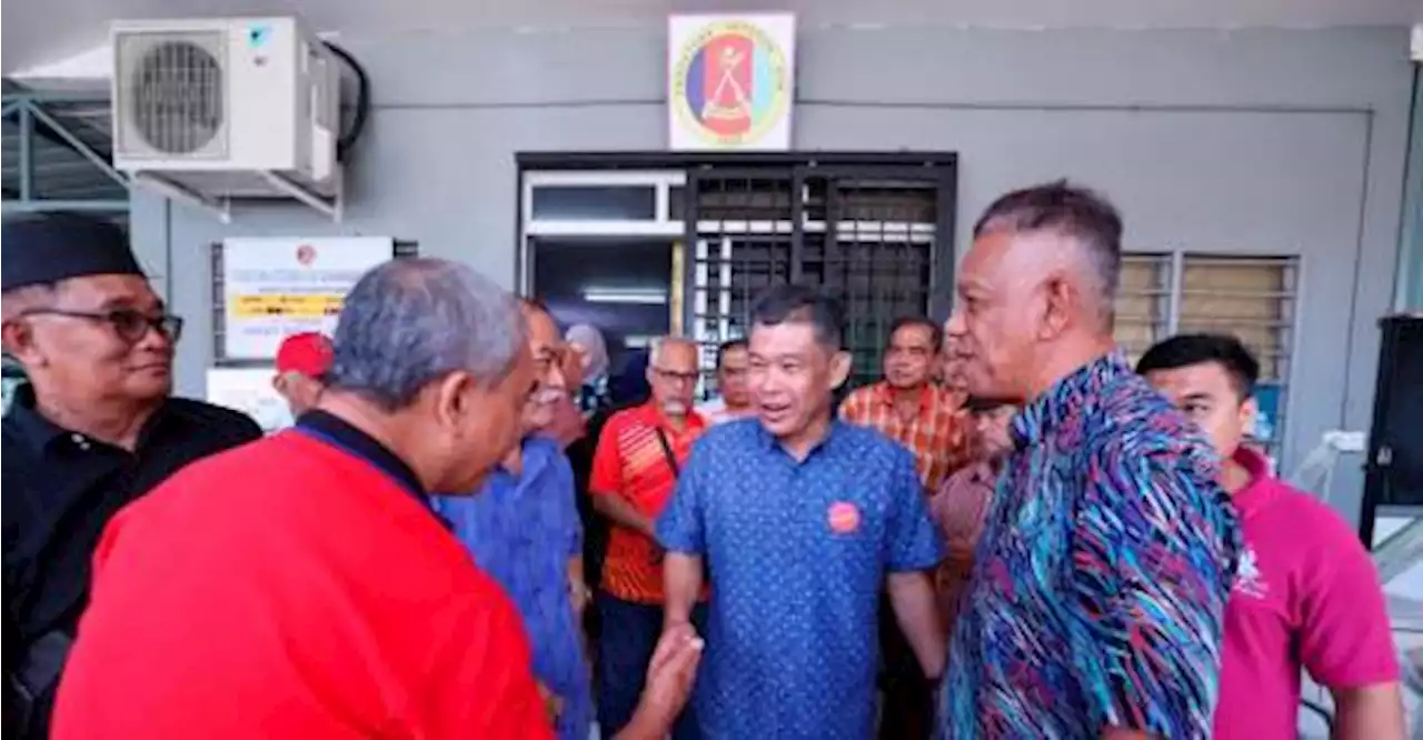 By-election: Nazri’s ‘engineering background’ can help overcome floods in Simpang Jeram