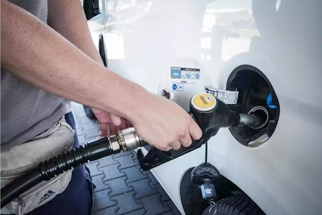 In due settimane benzina self +1,4 cent, diesel +2,9 - Mondo Motori