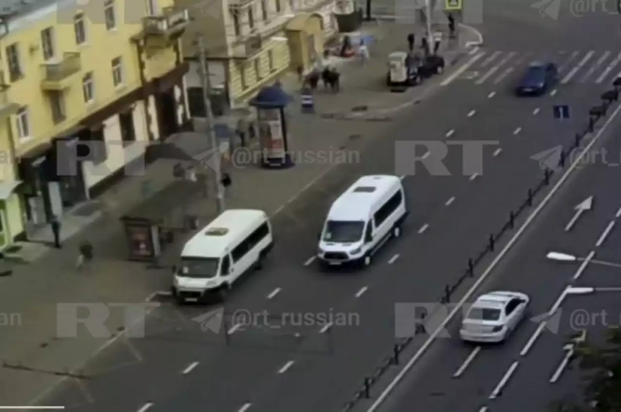 Пять человек остаются в тяжелом состоянии после ДТП на остановке в Калуге